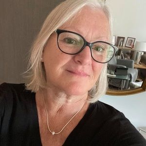 Meet your Posher, Carole